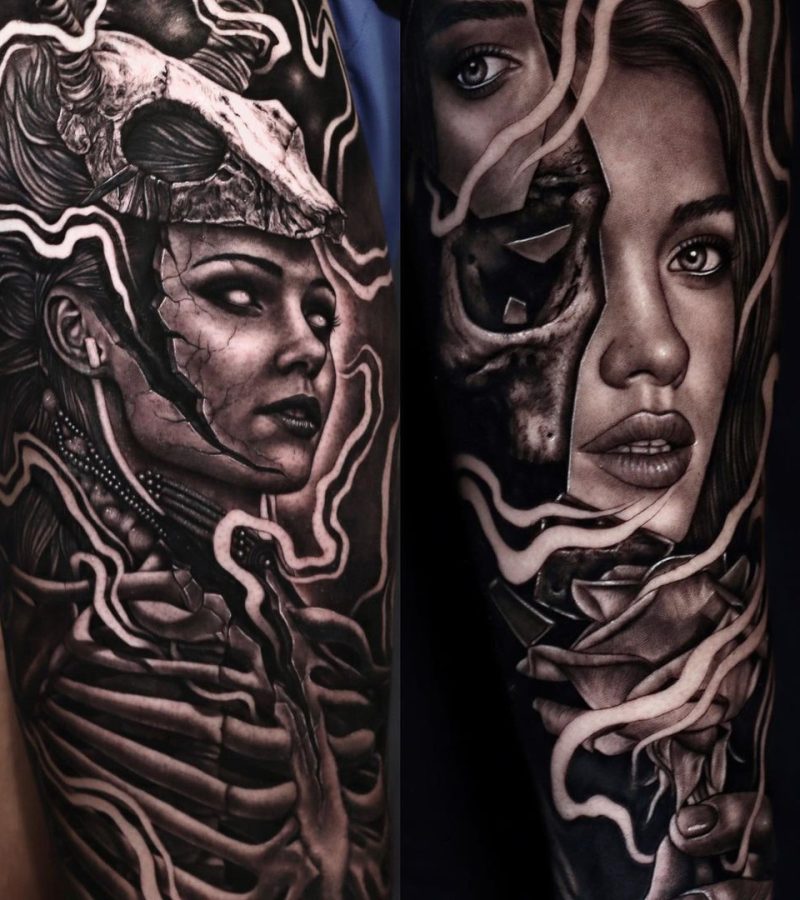 Tatto 2 mujeres a blanco y negro